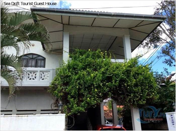 Sea Drift Hotel Negombo Exterior photo